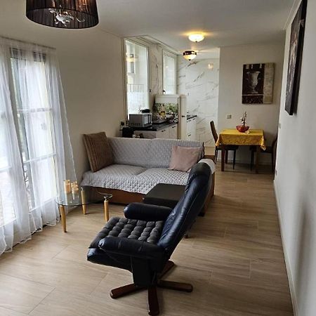 Landelijke Huis In De Betuwe Tricht Bagian luar foto