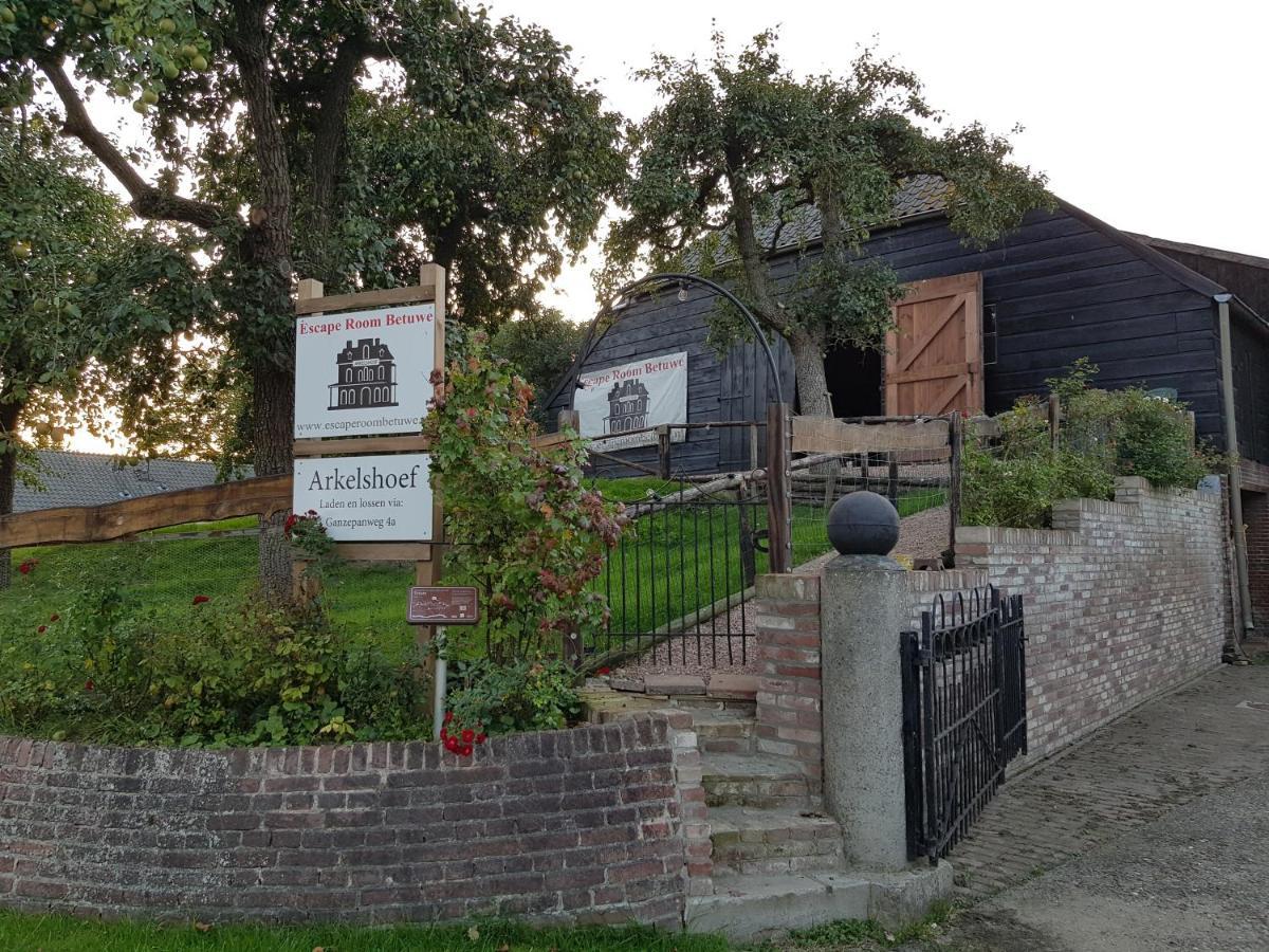 Landelijke Huis In De Betuwe Tricht Bagian luar foto